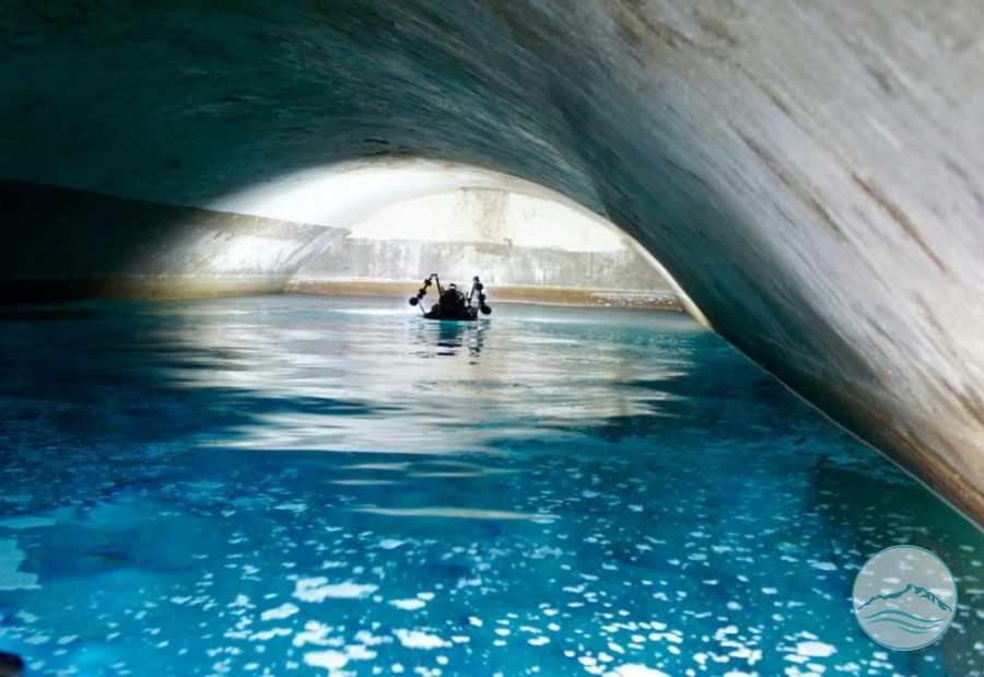 Aqueduc souterrain avec citerne