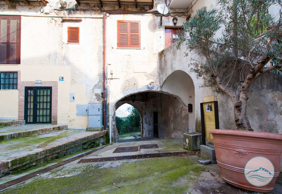Antica Porta (Old Gate)