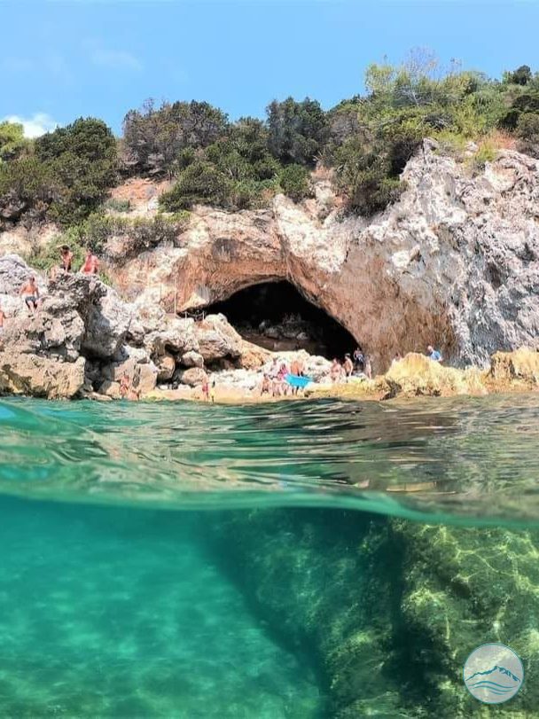 Grotta delle Capre Rocks
