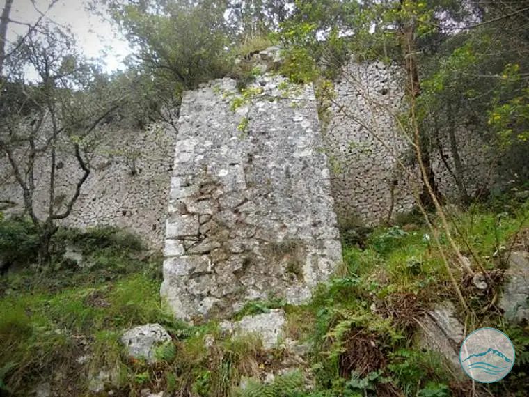 Ara di Circe (Altar of Circe)