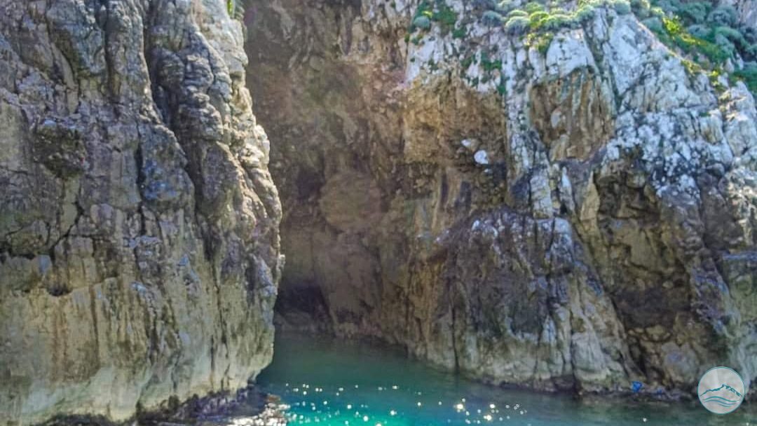 Spaccata di Paola